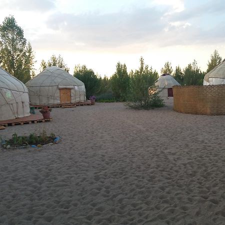 Hotel Yurt Camp Tosor Exterior foto