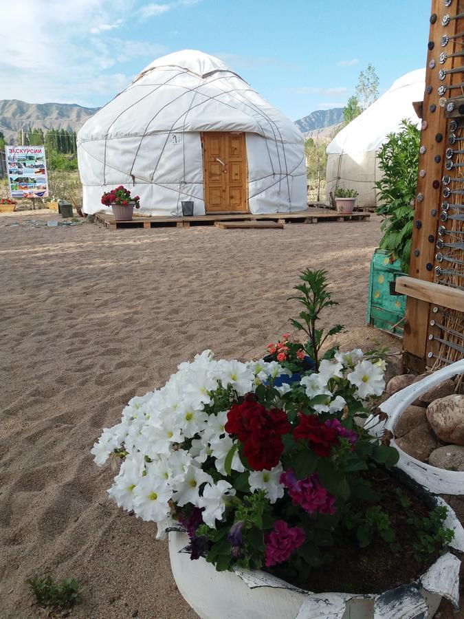 Hotel Yurt Camp Tosor Exterior foto